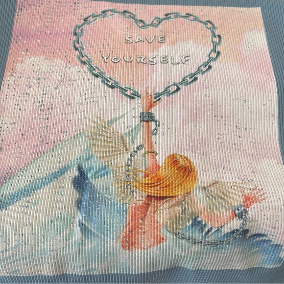 Boys Lie Break Free Cropped Top - Picture 3 of 5